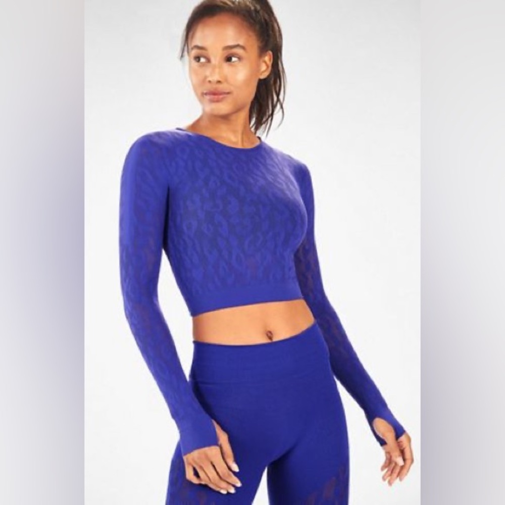 Fabletics Blue Long Sleeve Crop Top
